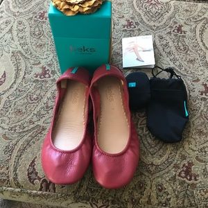 Tieks Cardinal Red